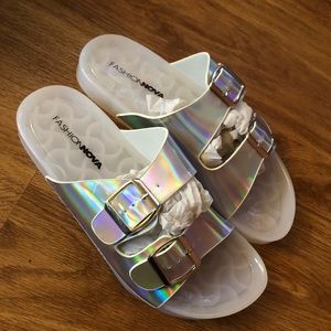 Fashion Nova Slides